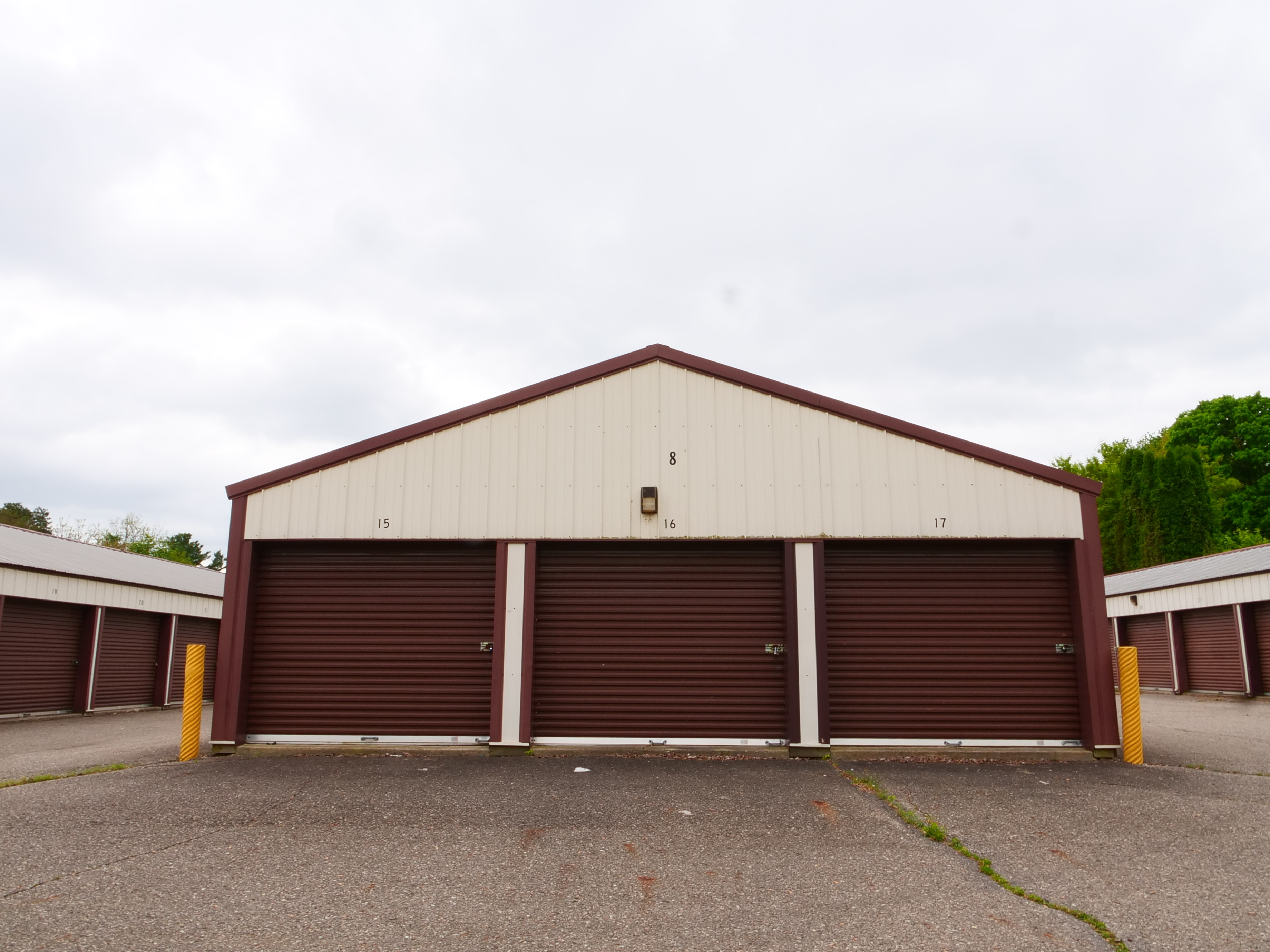 lapeer city self storage michigan mi 48446 drive up truck rentals ground floor units affordable